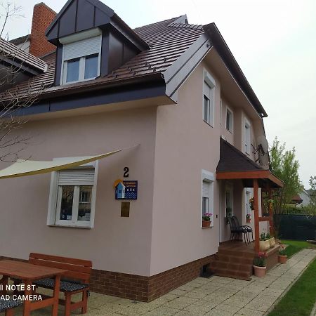 Forras-G Vendeghaz Apartment Buk Luaran gambar