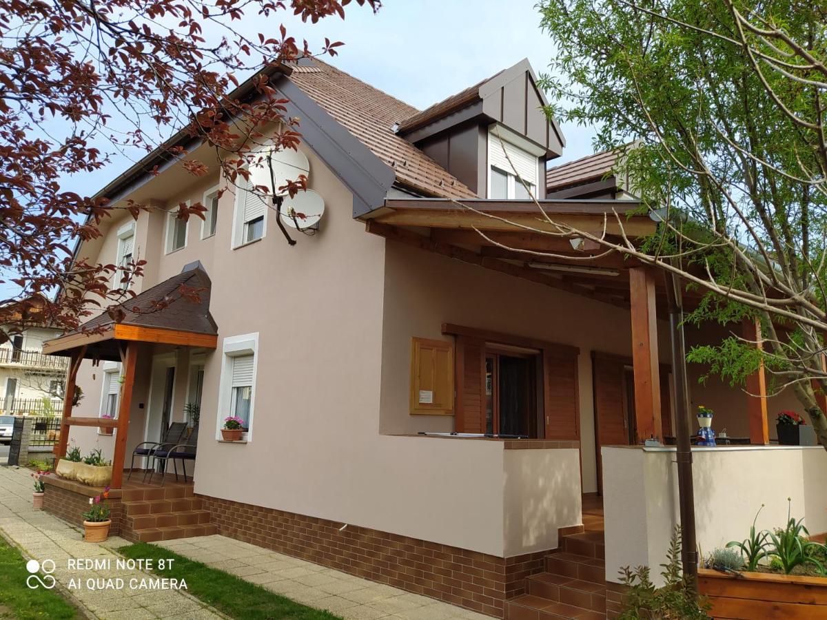 Forras-G Vendeghaz Apartment Buk Luaran gambar