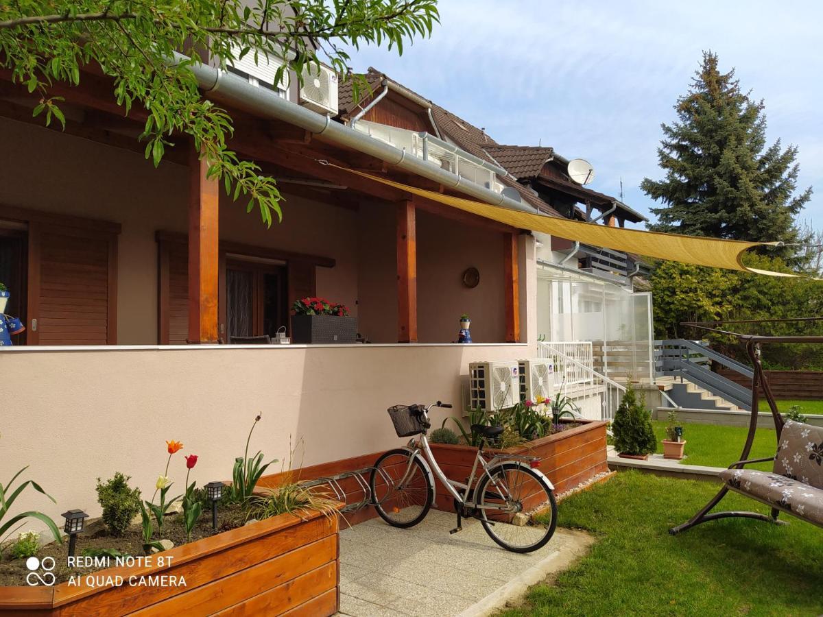 Forras-G Vendeghaz Apartment Buk Luaran gambar
