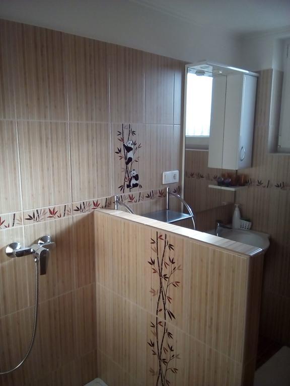 Forras-G Vendeghaz Apartment Buk Luaran gambar